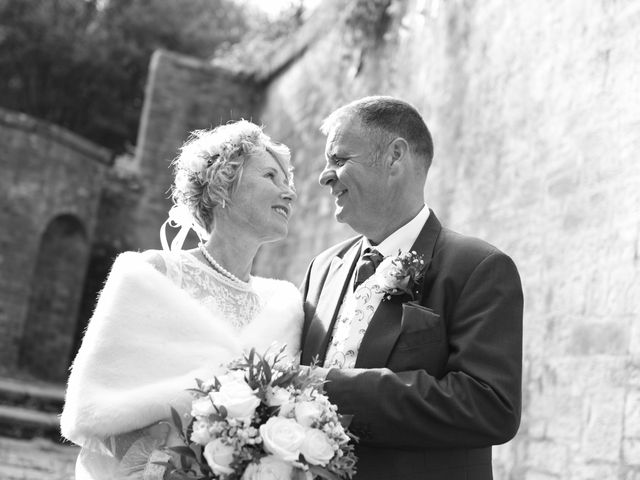 Darren and Cheryl&apos;s Wedding in Mottram in Longdendale, Cheshire 16