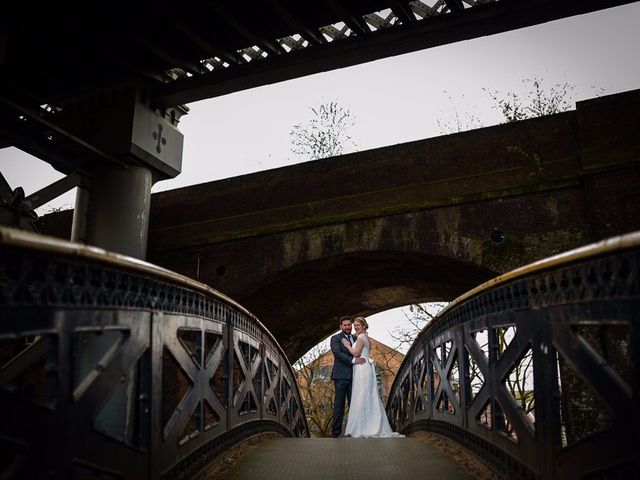 Drew and Claire&apos;s Wedding in Manchester, Greater Manchester 102