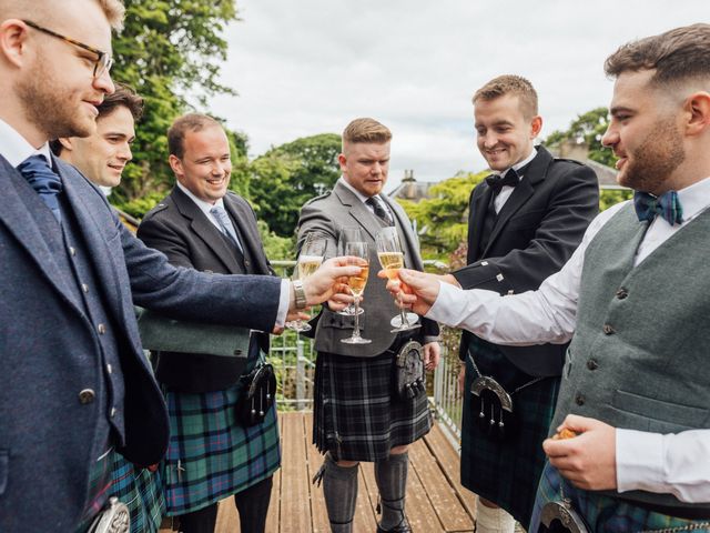 Kieran and Sarah's Wedding in Edinburgh, Lothian &amp; Borders 10