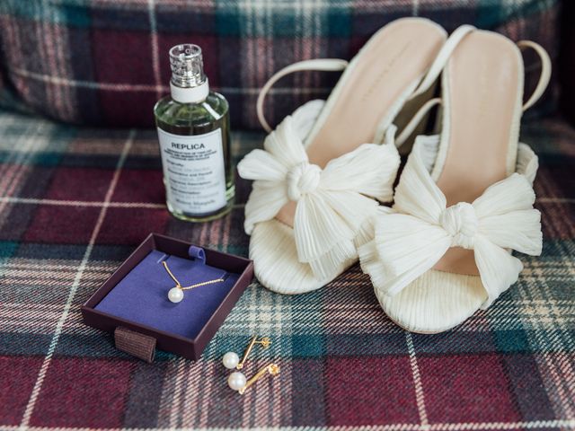 Kieran and Sarah's Wedding in Edinburgh, Lothian &amp; Borders 11