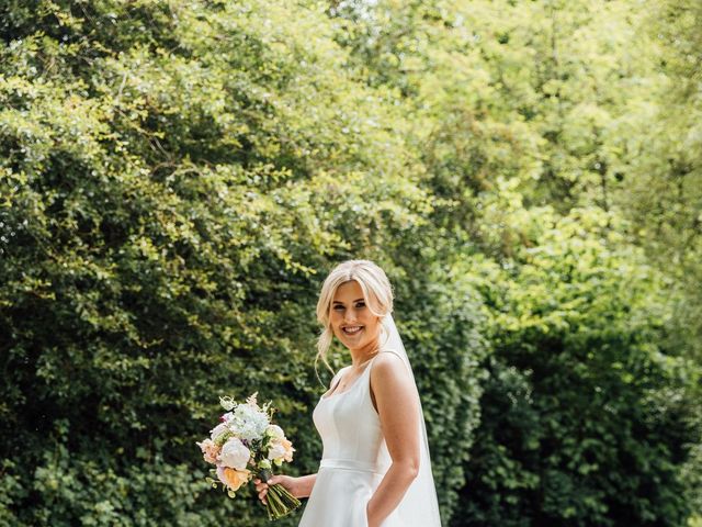 Kieran and Sarah's Wedding in Edinburgh, Lothian &amp; Borders 16