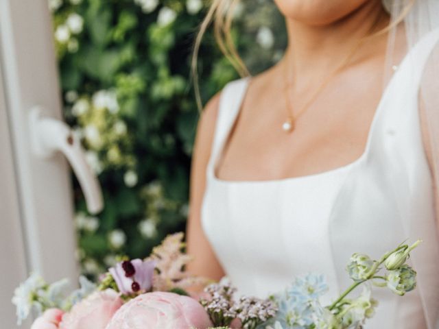 Kieran and Sarah's Wedding in Edinburgh, Lothian &amp; Borders 18