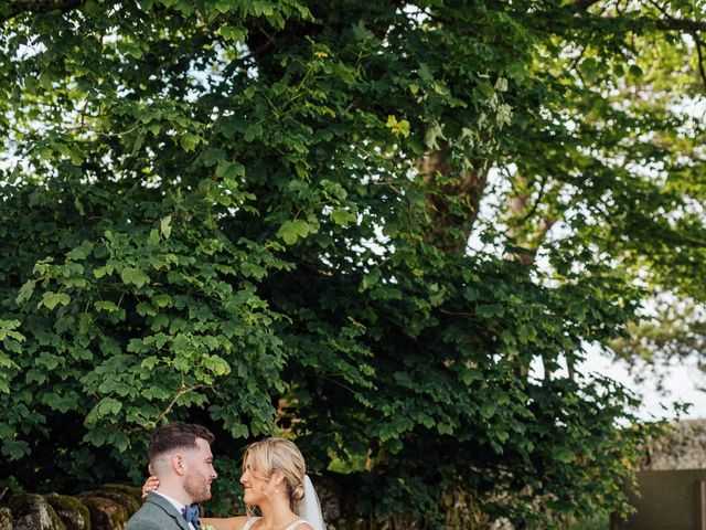 Kieran and Sarah's Wedding in Edinburgh, Lothian &amp; Borders 27