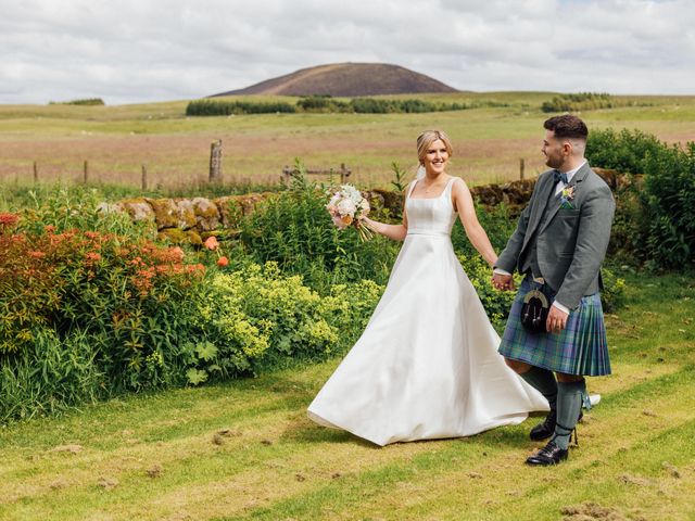 Kieran and Sarah's Wedding in Edinburgh, Lothian &amp; Borders 31