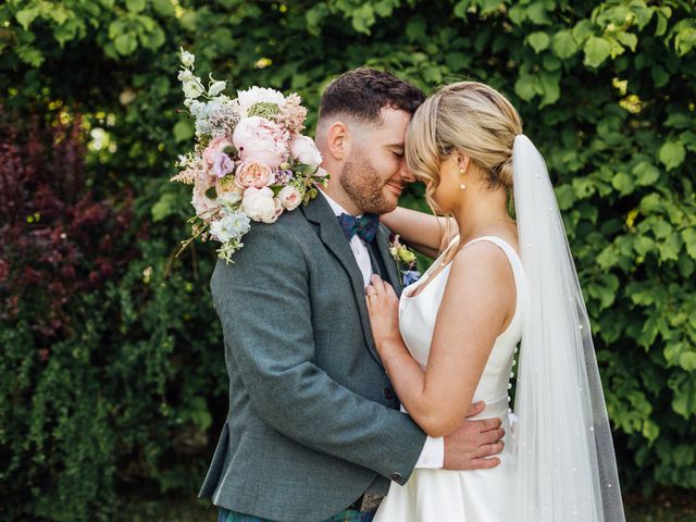 Kieran and Sarah's Wedding in Edinburgh, Lothian &amp; Borders 32