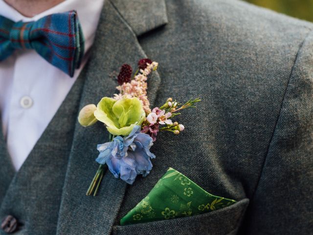 Kieran and Sarah's Wedding in Edinburgh, Lothian &amp; Borders 34