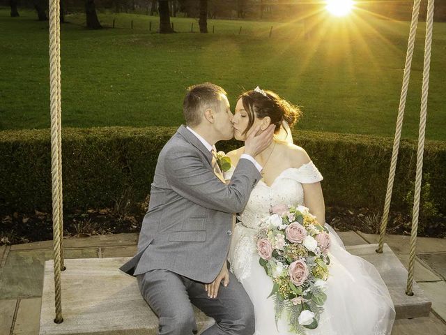 Chris and Jodie's Wedding in Knutsford, Cheshire 124