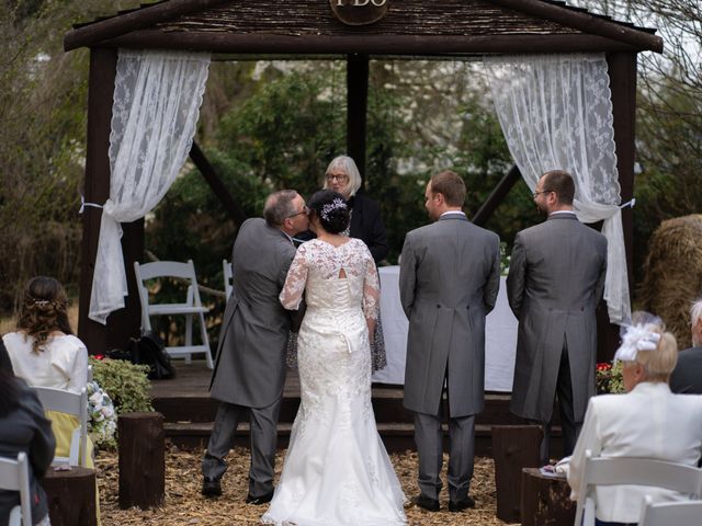 Sarah and Ben&apos;s Wedding in Shrewsbury, Shropshire 7