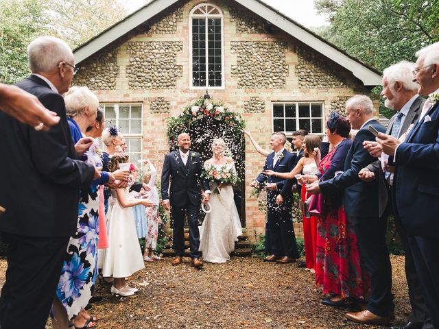 Craig and Julie&apos;s Wedding in Weybourne, Norfolk 17