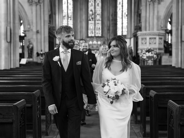 John and Sophie&apos;s Wedding in Stoke Newington, South West London 28