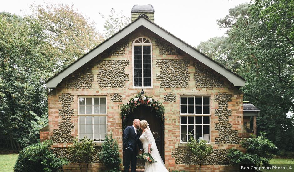 Craig and Julie's Wedding in Weybourne, Norfolk