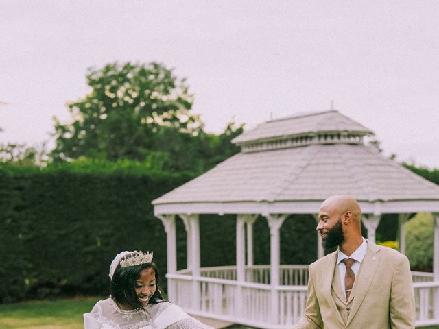 Isaac and Beatriz's Wedding in Chigwell, Essex 1