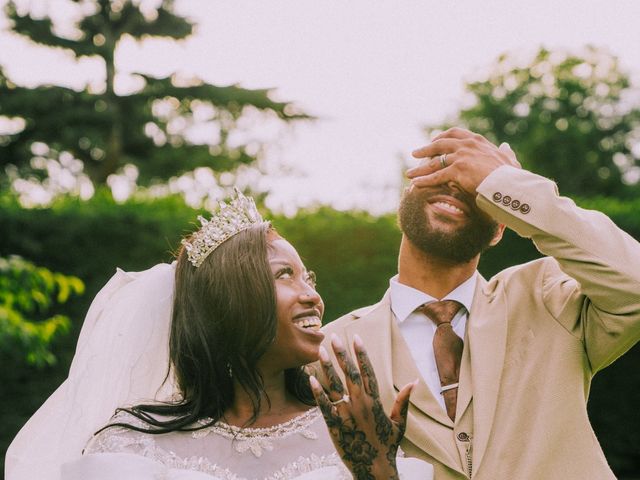 Isaac and Beatriz's Wedding in Chigwell, Essex 3