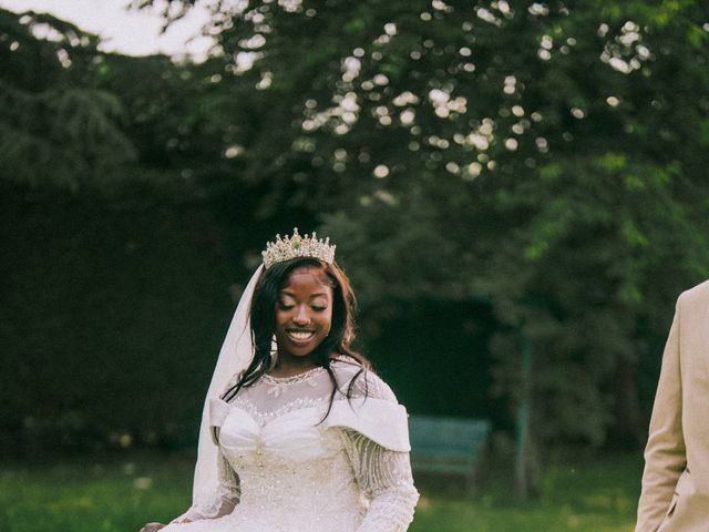 Isaac and Beatriz's Wedding in Chigwell, Essex 9