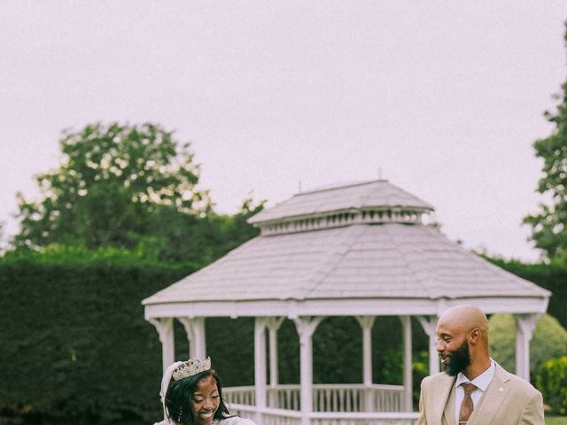 Isaac and Beatriz's Wedding in Chigwell, Essex 16