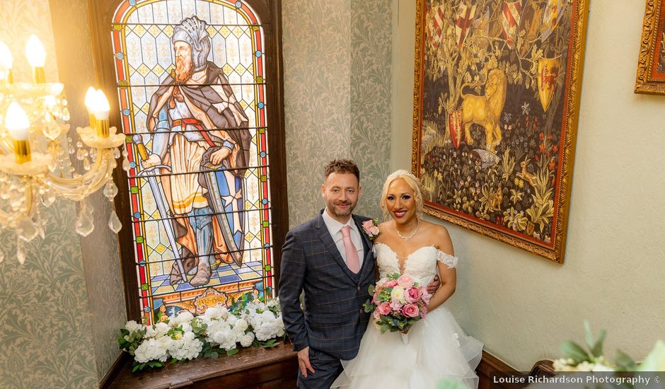 Mark and Danielle's Wedding in Loughborough, Leicestershire