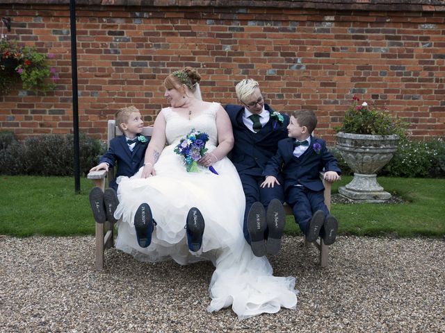 Bride and Bride&apos;s Wedding in Maidenhead, Berkshire 19