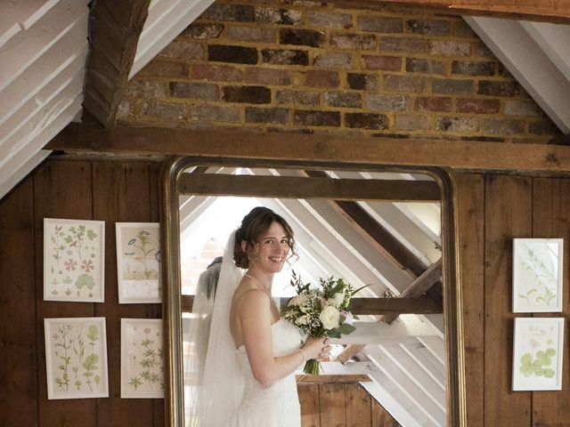 Groom and Bride&apos;s Wedding in Twyford, Berkshire 12