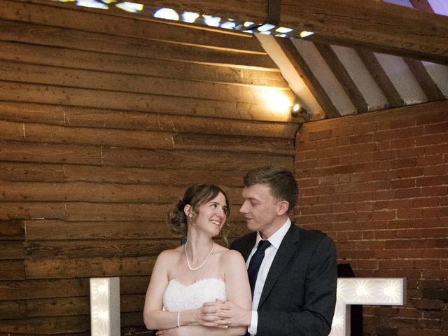 Groom and Bride&apos;s Wedding in Twyford, Berkshire 28