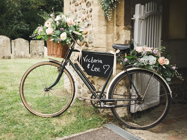 Lee and Vicky&apos;s Wedding in St. Ives, Cambridgeshire 10