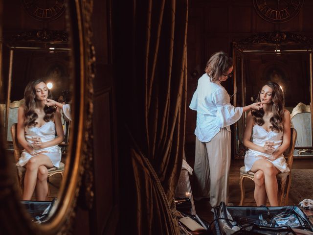 Laura and Jon's Wedding in Bury St Edmunds, Suffolk 8