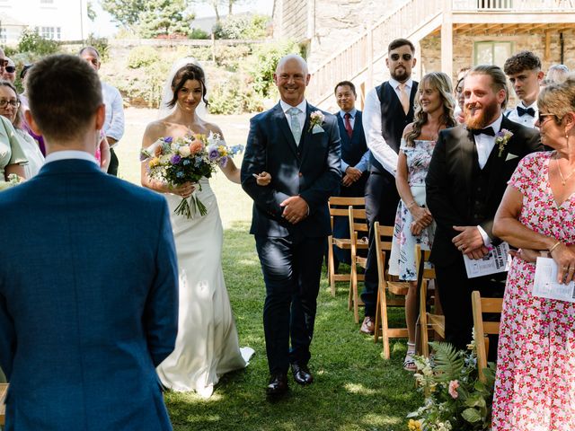 Paul and Sarah's Wedding in Liskeard, Cornwall 7