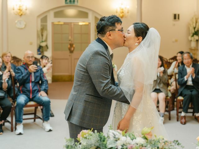 Man and Yuen&apos;s Wedding in Stockport, Greater Manchester 12