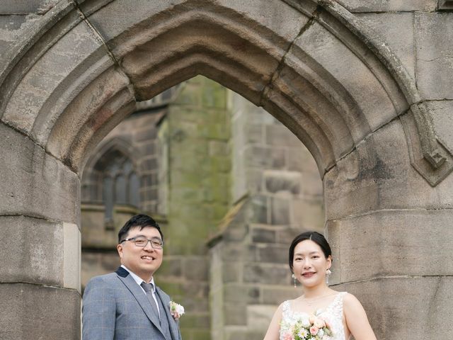 Man and Yuen&apos;s Wedding in Stockport, Greater Manchester 25