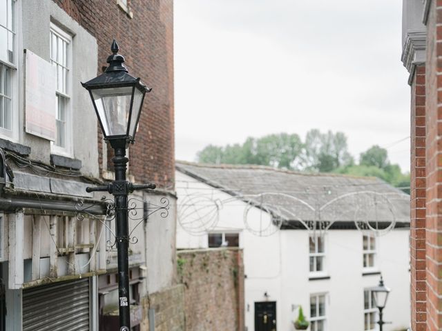 Man and Yuen&apos;s Wedding in Stockport, Greater Manchester 35