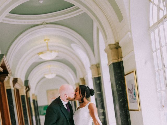 Chris and Rhona's Wedding in Islington, North London 15