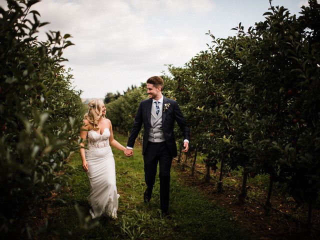 Will and Debbie&apos;s Wedding in Ross On Wye, Herefordshire 44