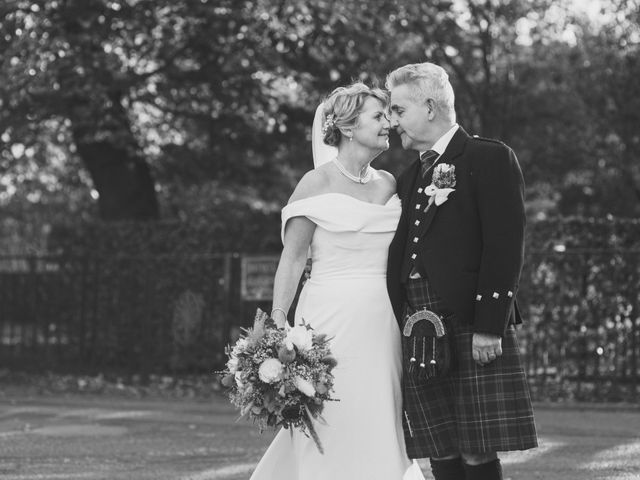 Richard and Gill's Wedding in Edinburgh, Lothian &amp; Borders 4