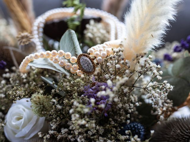 Richard and Gill's Wedding in Edinburgh, Lothian &amp; Borders 5