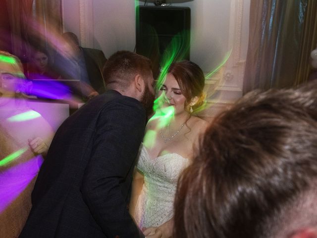 Liam and Caitlin&apos;s Wedding in Manchester, Greater Manchester 4