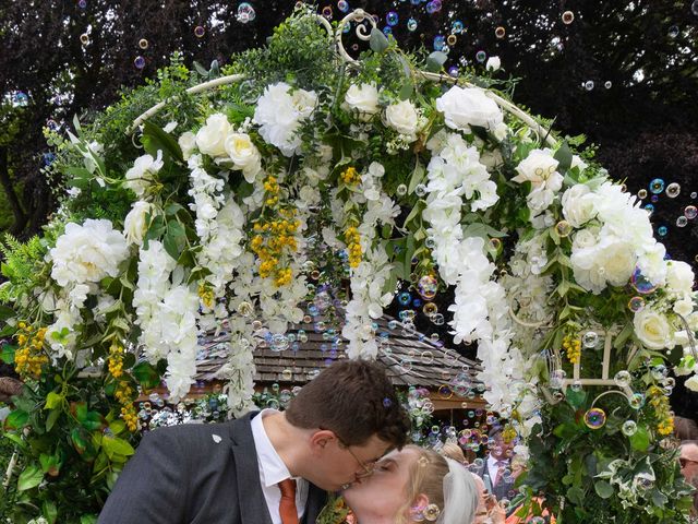 Jamie and Eleanor&apos;s Wedding in Mere, Cheshire 7