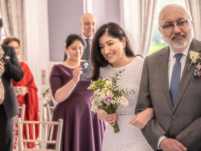 Neil and Sonia&apos;s Wedding in Basingstoke, Hampshire 1