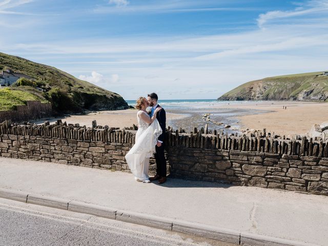 Jacob and Anneka&apos;s Wedding in Newquay, Cornwall 43