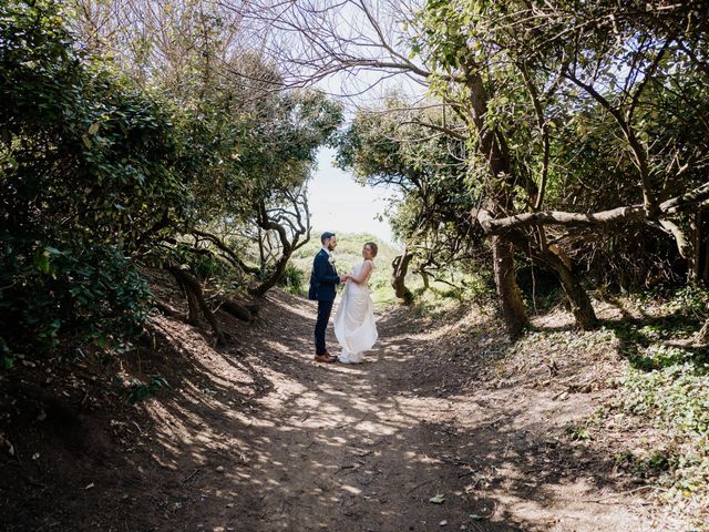 Jacob and Anneka&apos;s Wedding in Newquay, Cornwall 44