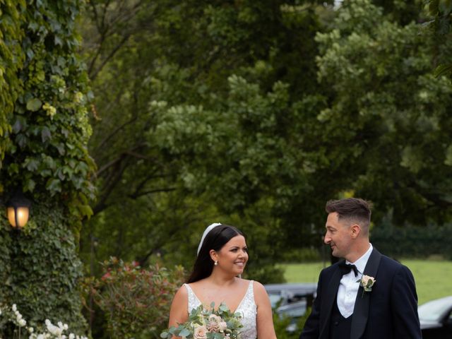 Garry and Stephanie&apos;s Wedding in Stow-on-the-Wold, Gloucestershire 11