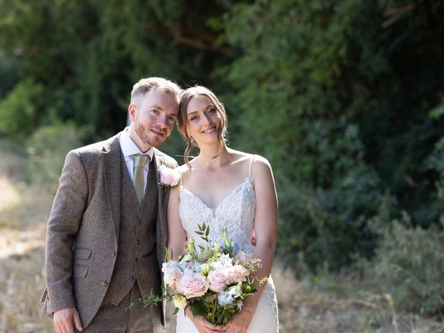 Josie and Luke&apos;s Wedding in Wantage, Oxfordshire 14