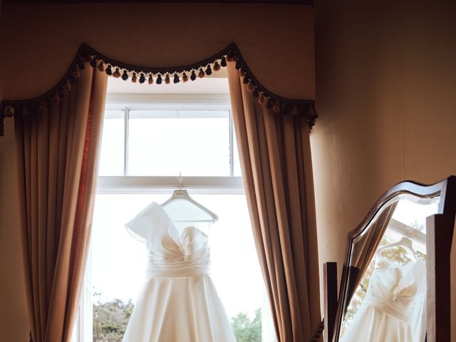 Maki and Wayne's Wedding in Rochford, Essex 5