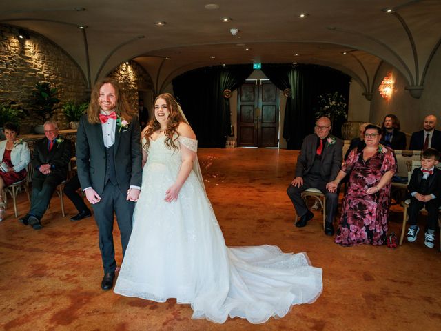 Rhys and Amy's Wedding in Spennymoor, Durham 22