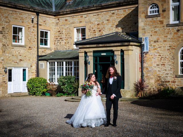 Rhys and Amy's Wedding in Spennymoor, Durham 25