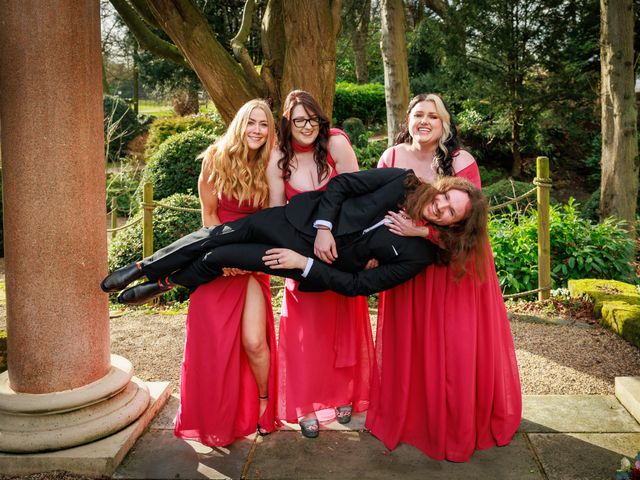 Rhys and Amy's Wedding in Spennymoor, Durham 27