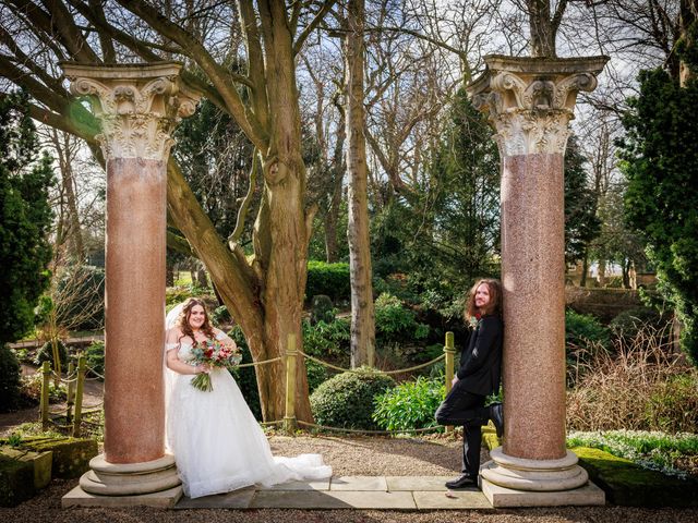 Rhys and Amy's Wedding in Spennymoor, Durham 33