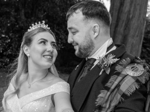 Courtney and Kerr's Wedding in Dundee, Fife &amp; Angus 11