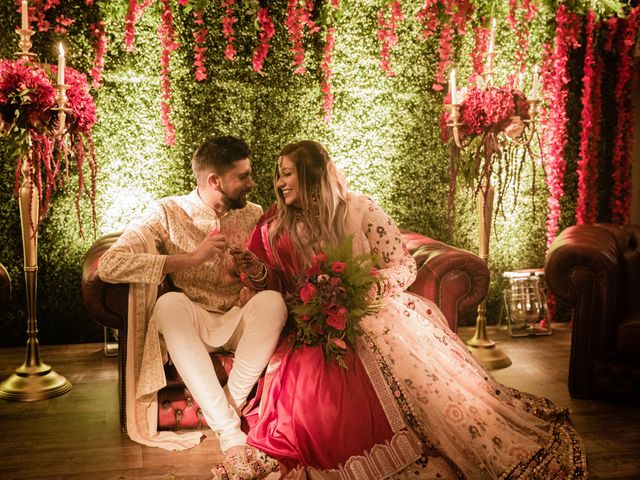 Asif and Shyna&apos;s Wedding in Stoke Poges, Buckinghamshire 30