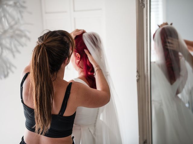 Ash and Becky&apos;s Wedding in Hull, East Riding of Yorkshire 16