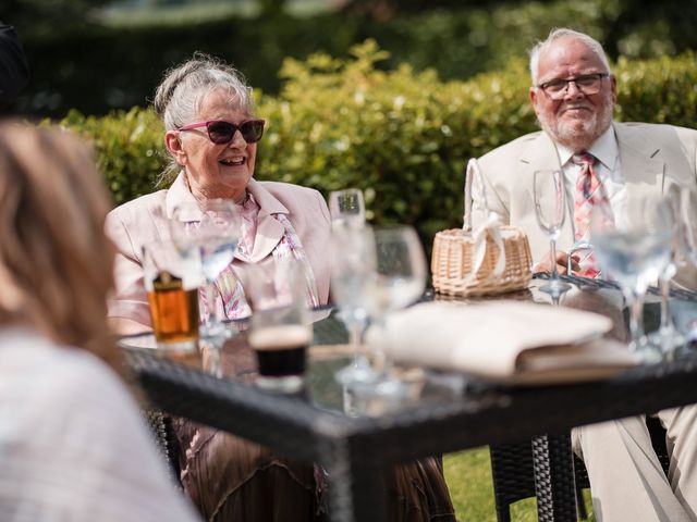 Ash and Becky&apos;s Wedding in Hull, East Riding of Yorkshire 48