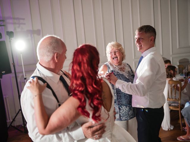 Ash and Becky&apos;s Wedding in Hull, East Riding of Yorkshire 69
